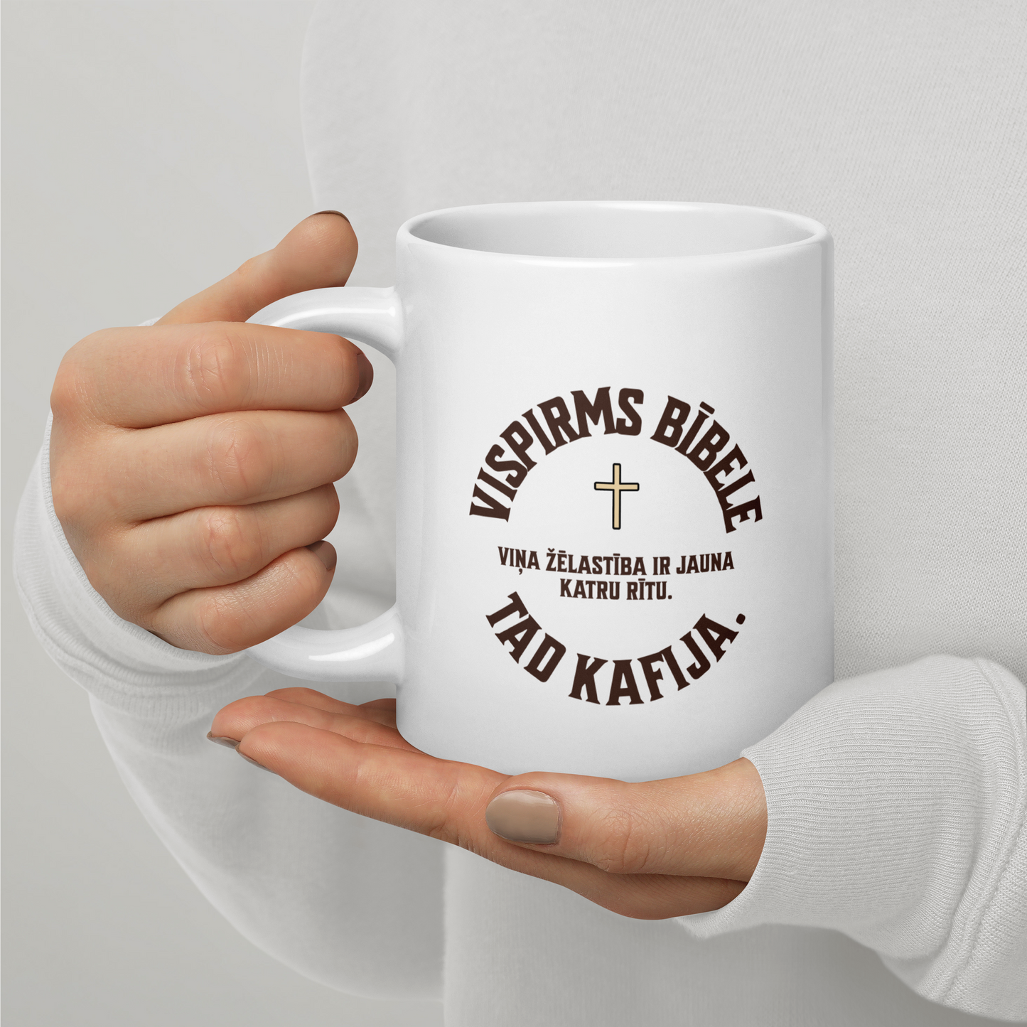 Krūze ''Vispirms Bībele''